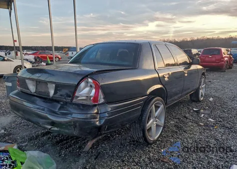 2003 Ford Crown Victoria Police Interceptor z USA, uszkodzony, nr VIN 2FAHP71WX3X202205